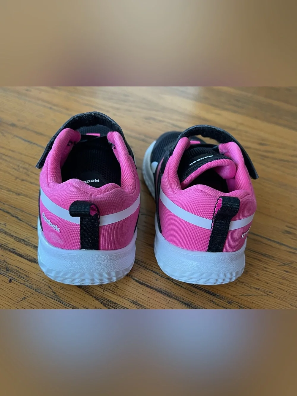 REEBOK RUSH RUNNER SNEAKERS SHOES KIDS HOT PINK/BLACK VELCRO STRAP BABY SIZE 7